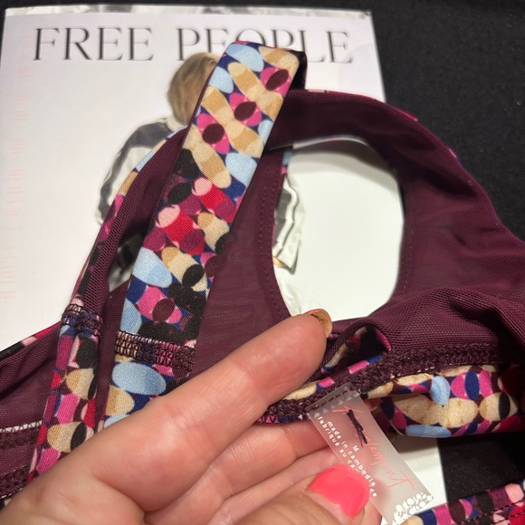 FREE PEOPLE NWOT movement Multi Color Workout TOP - Picture 6 of 6